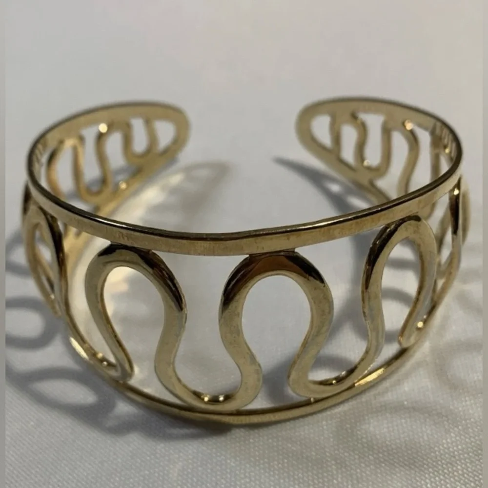 Sarah Coventry Cuff Bracelet Elegant Open Gold-Tone “U” Design Classic VTG